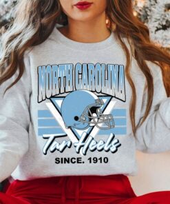 NORTH Carolina Crewneck Sweatshirt, Vintage NORTH Carolina Football Sweatshirt, Football Fan Shirt, University Football Fan Shirt