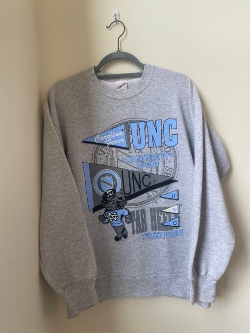 UNC Graphic Crewneck Sweatshirt Hoodie Shirt Gifts for Fans