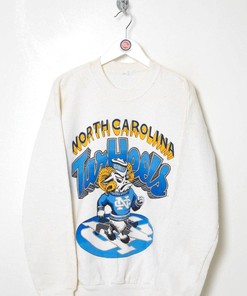 Vintage NCAA North Carolina Tar Heels Logo Mascot Sweatshirt, University of North Carolina Shirt, College, Unisex T-shirt Sweater Hoodie