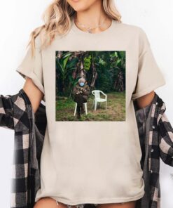 Bernie Sanders Meme Shirt - Casual Resilience, Tio Bernie Pullover