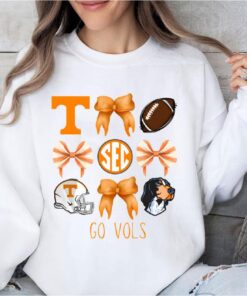 Tennessee Volunteers Game Day Pullover Sweatshirt - Vintage College Fan Apparel