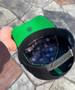 Vibrant Green Parrot SnapBack Hat for Men - Premium Quality Materials